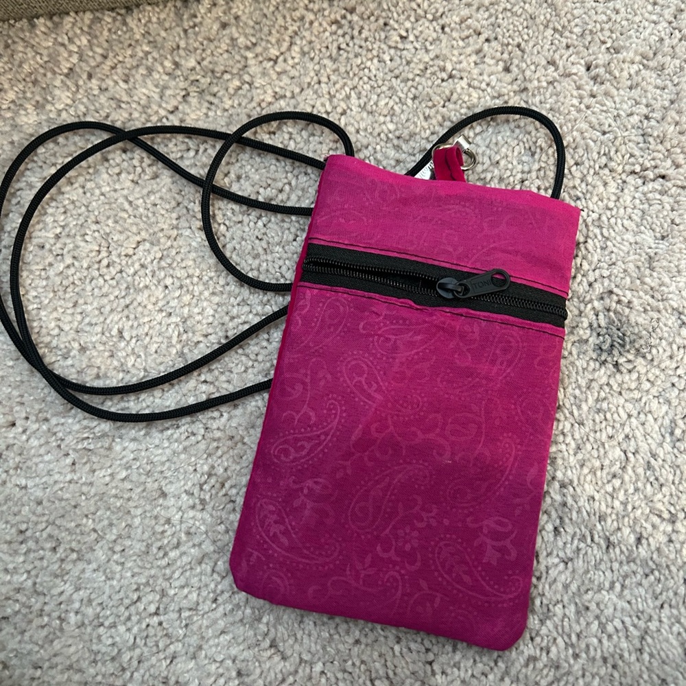 Phone Pouch - Picture 4 of 4
